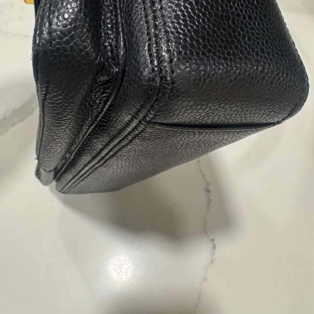 💯 Authentic Chanel Black Caviar CC  24K gold plated hardware Shoulder Bag - Picture 13 of 13
